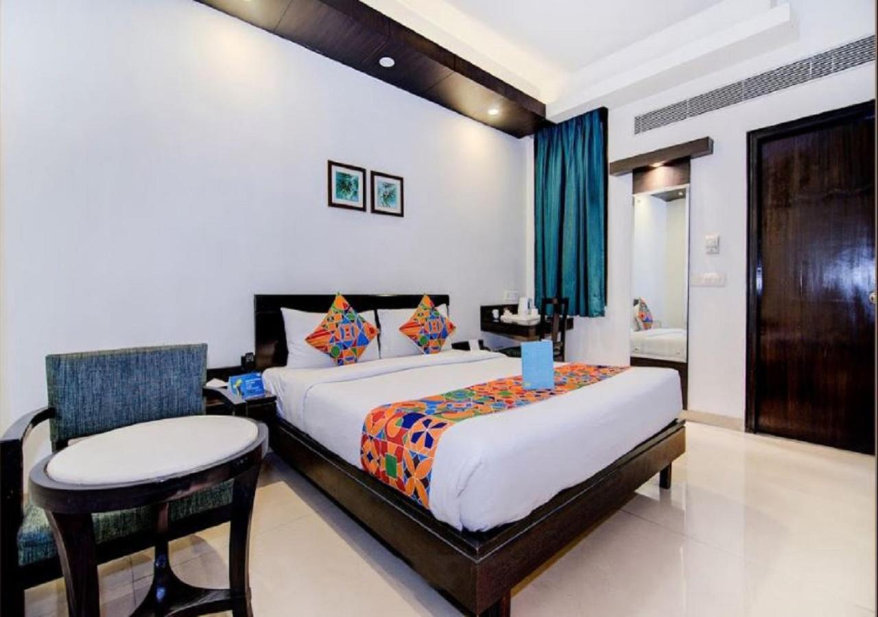 Rockland Panchsheel Enclave