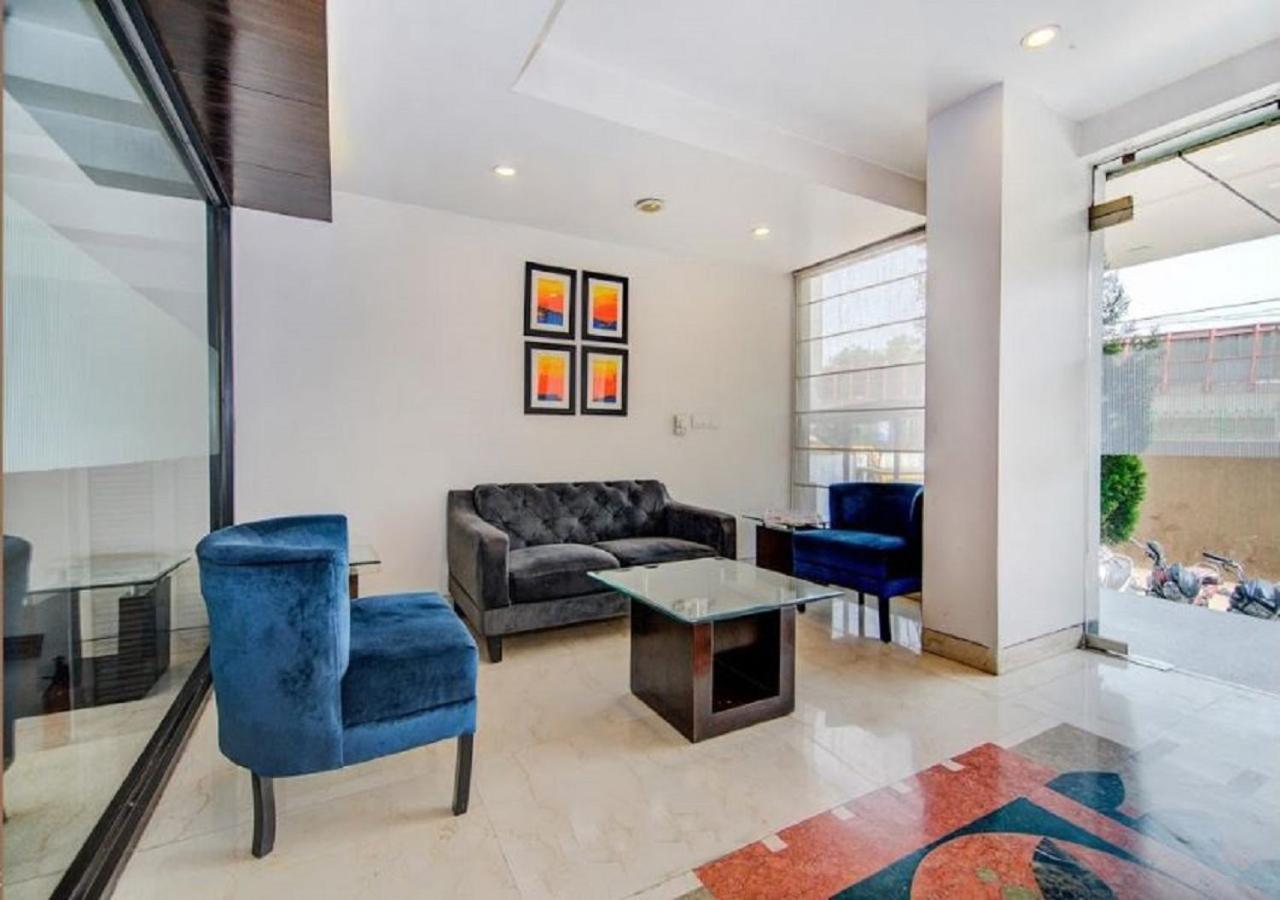 Rockland Panchsheel Enclave * New Delhi